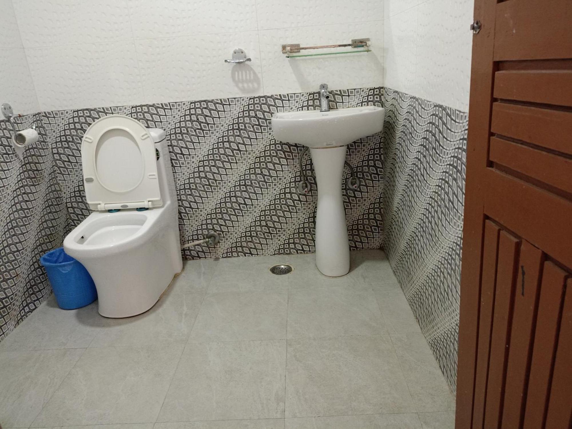 Pokhara Metro Eco Hotel Kültér fotó