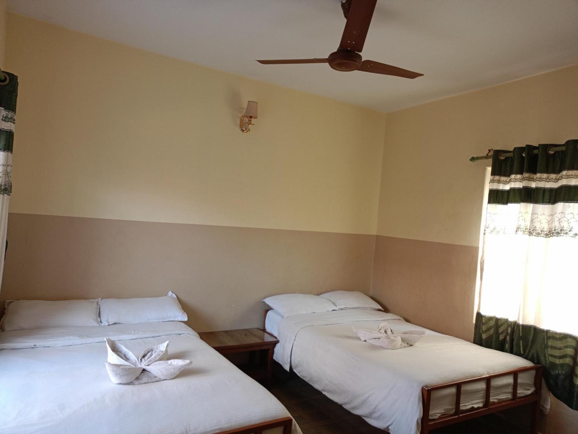 Pokhara Metro Eco Hotel Kültér fotó