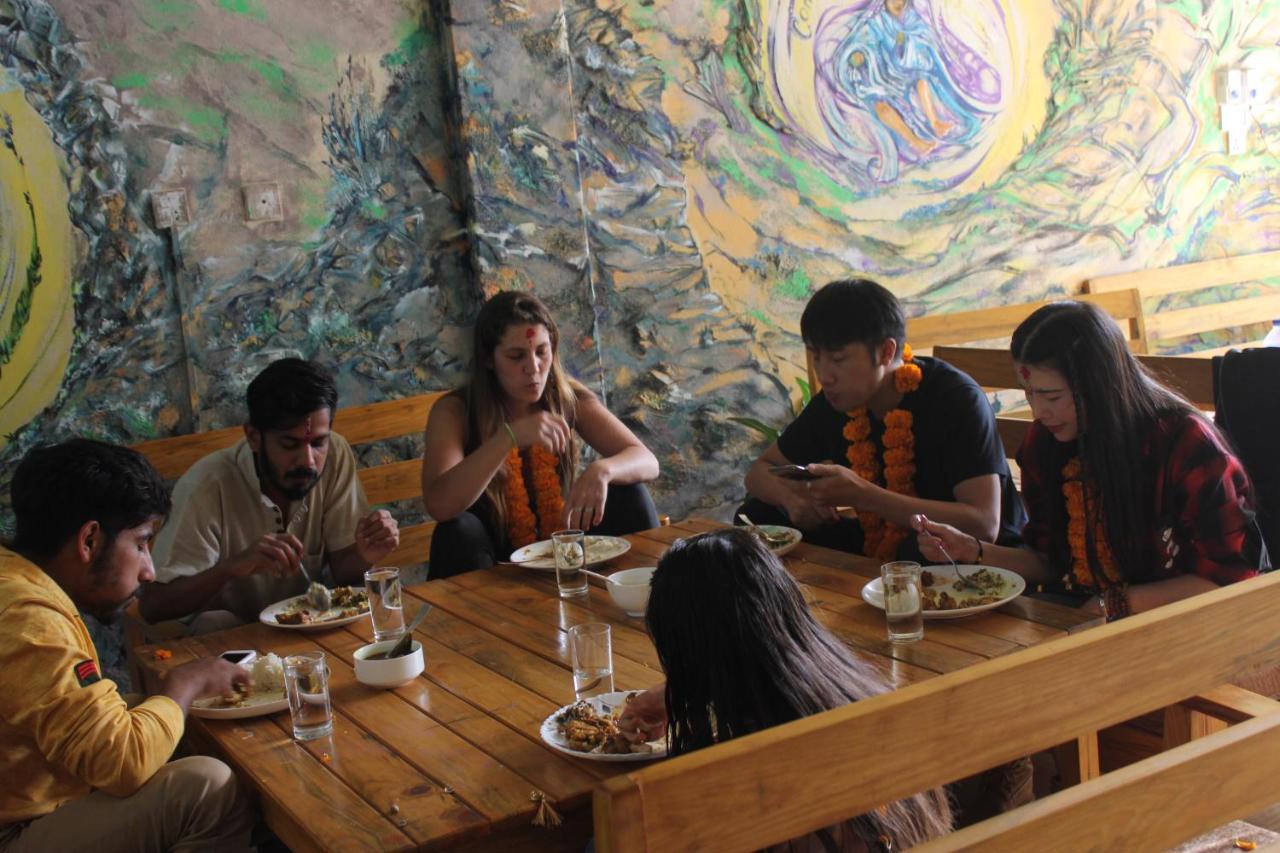 Pokhara Metro Eco Hotel Kültér fotó